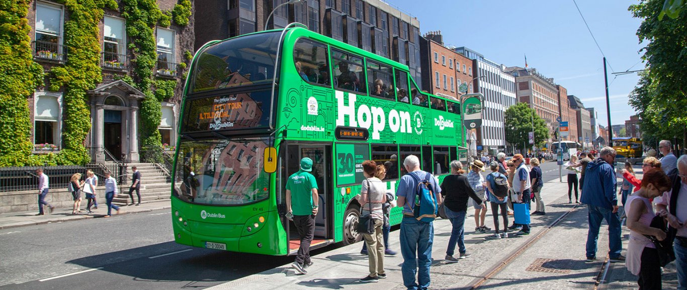 bus on st. Stephen's green, dublin