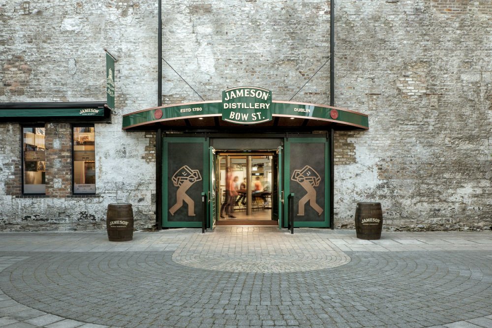 entrance to jameson bow st.